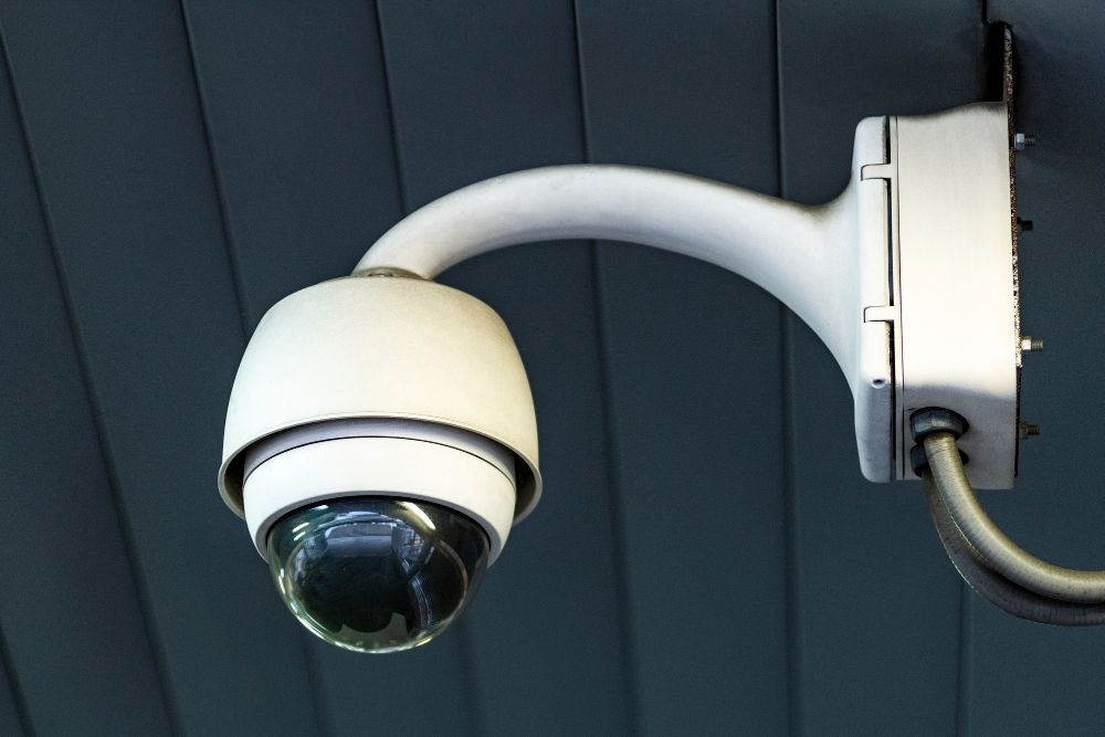 cctv-security-camera-on-the-ceiling